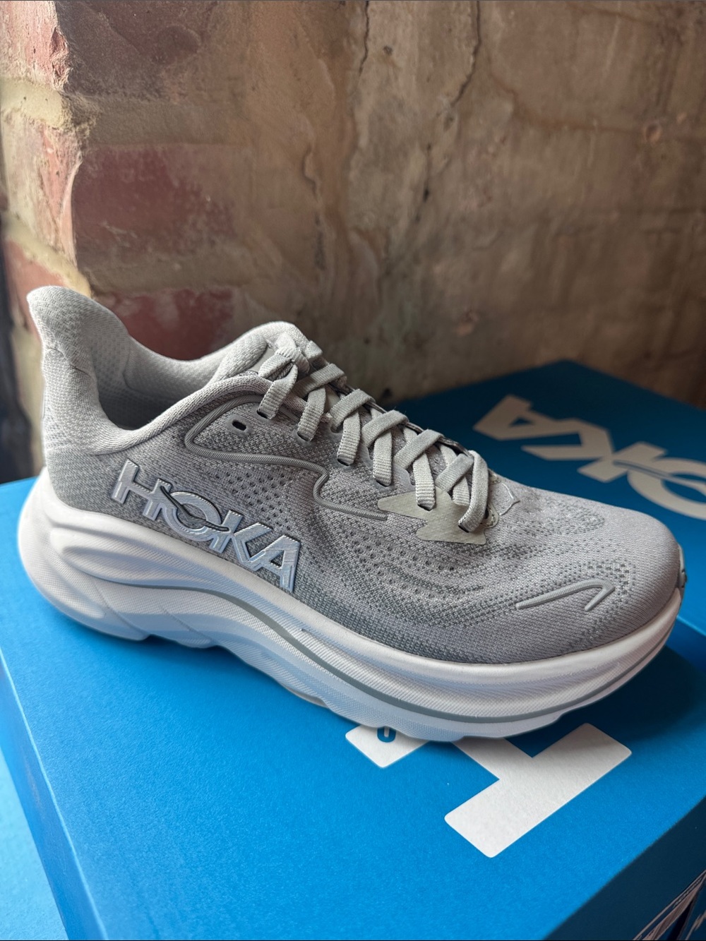 Women’s Hoka Clifton 10 SRYG